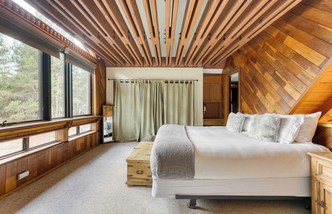 Riversong Lodge by Avantstay Sauna + Hot Tub On The Truckee River - Foto 17