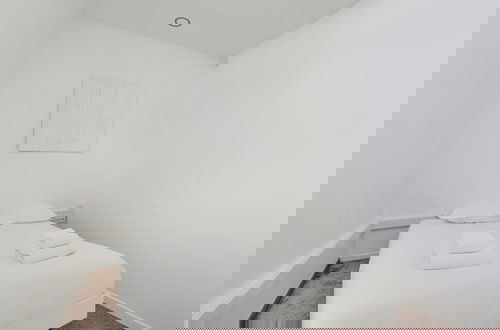 Foto 3 - Magnificent Apartment With AC- 3br/6p-bastille