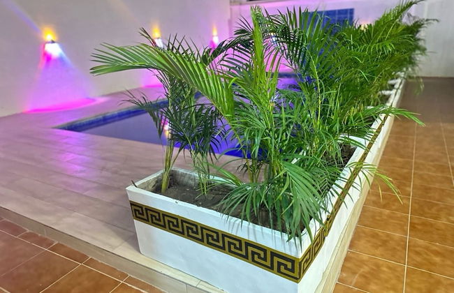 2BR Apartment With Pool and Wifi Near East Airport - Foto 15