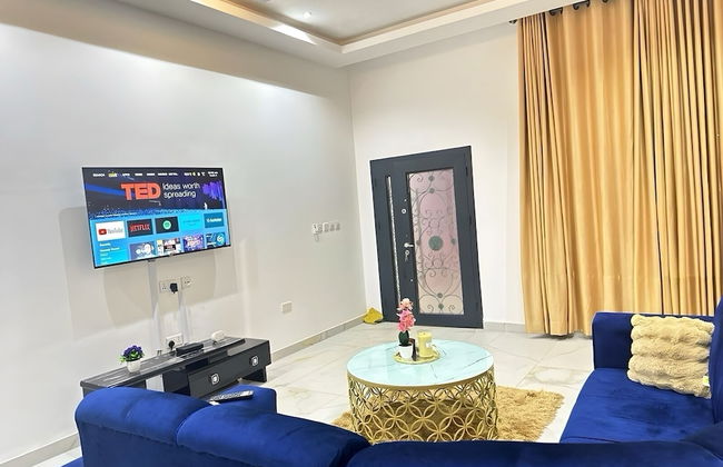 2BR Apartment With Pool and Wifi Near East Airport - Foto 19