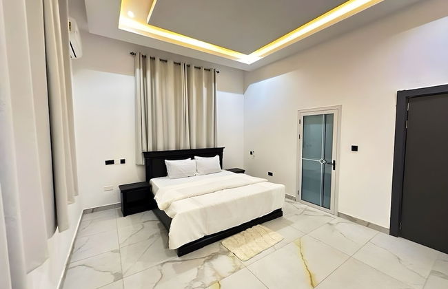 2BR Apartment With Pool and Wifi Near East Airport - Foto 3