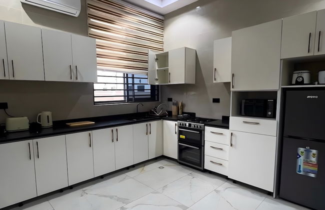 2BR Apartment With Pool and Wifi Near East Airport - Foto 8