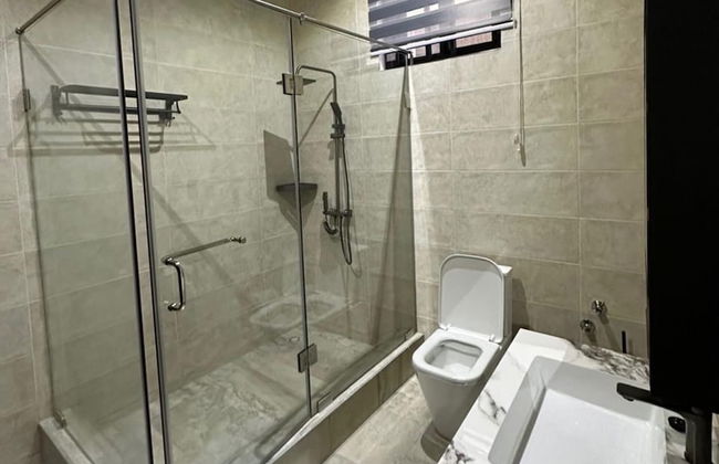 2BR Apartment With Pool and Wifi Near East Airport - Foto 12