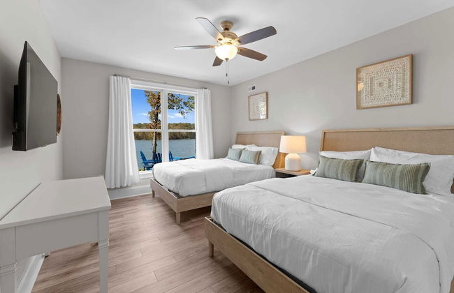 Sunset Pointe by Avantstay Waterfront, Beach, Fire Pit Sleeps 14 5bdr 4BA - Photo 42