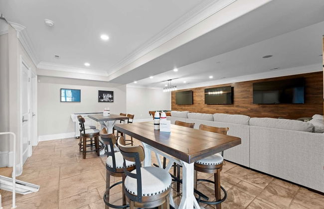 Sunset Pointe by Avantstay Waterfront, Beach, Fire Pit Sleeps 14 5bdr 4BA - Photo 39