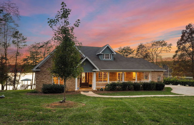 Sunset Pointe by Avantstay Waterfront, Beach, Fire Pit Sleeps 14 5bdr 4BA - Photo 47