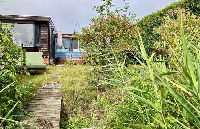 Charming Bungalow in Anjum, Netherlands With Lake Views - Foto 1