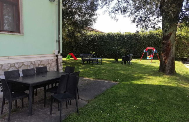 Franco house with pool - Photo 26