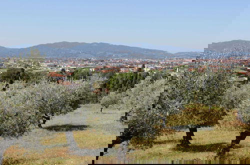 Foto 52 - Simplistic Holiday Home in Pistoia With Terrace & Garden