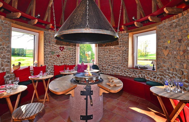 Holiday Flat on Small Holiday Farm With Indoor Pool + Many Activities - Photo 75