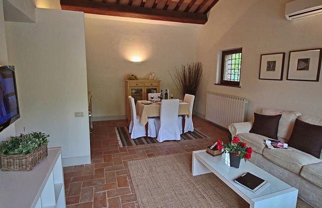Modern Holiday Home in Foligno - Loc. With Pool - Foto 64