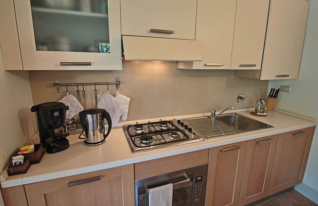 Modern Holiday Home in Foligno - Loc. With Pool - Foto 45