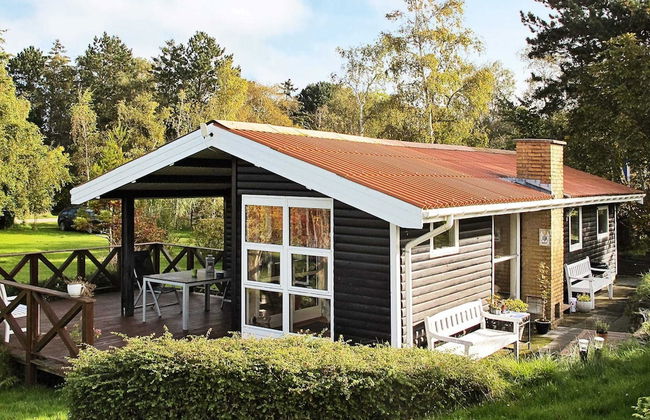 Serene Holiday Home in Zealand near Sea - Foto 17