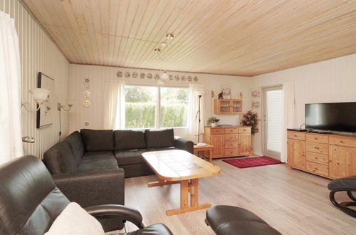 Photo 14 - 6 Person Holiday Home in Eskebjerg