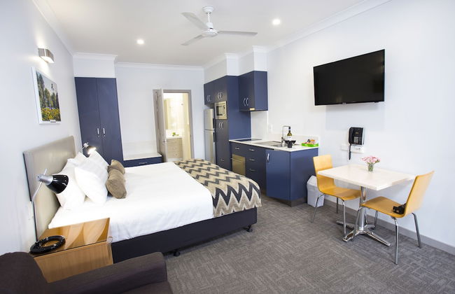 Altitude Motel Apartments - Photo 11