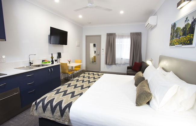 Altitude Motel Apartments - Photo 8