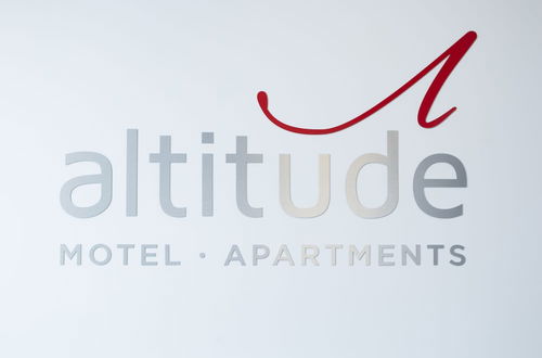 Photo 3 - Altitude Motel Apartments