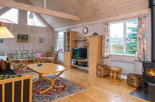 Photo 13 - 6 Person Holiday Home in Grenaa