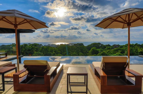 Photo 1 - Dreamy Jungle Ocean-view Luxury Villa w Pool