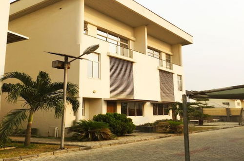 Photo 12 - Gemini Place Apartments Oniru