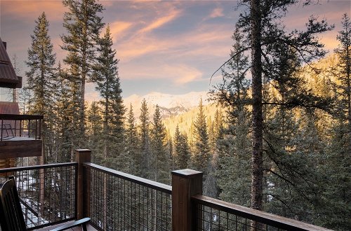 Photo 32 - Apex by Avantstay Cozy Expansive Mountain Home Close to the Slopes w/ Hot Tub