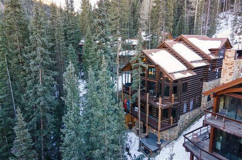 Foto 39 - Apex by Avantstay Cozy Expansive Mountain Home Close to the Slopes w/ Hot Tub