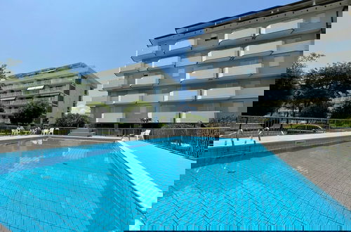 Foto 9 - Comfy Flat With Balcony and Shared Pool - Beahost