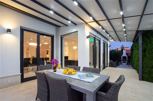 Foto 22 - Luxury City Villa Trogir