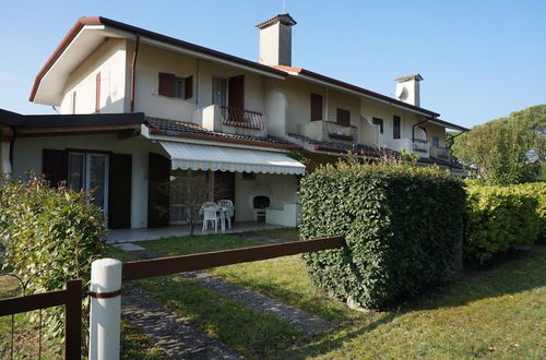 Photo 1 - Family-friendly Villa With Shared Pool - Garden