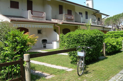 Photo 22 - Family-friendly Villa With Shared Pool - Garden