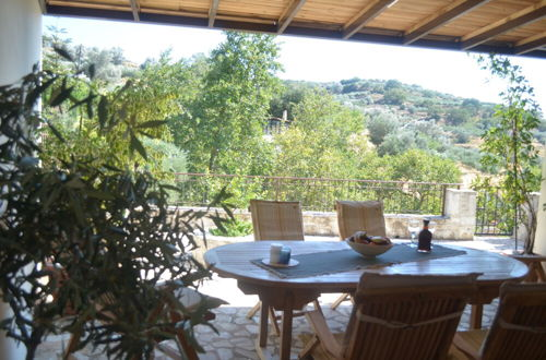 Photo 12 - Beautiful 2-bed House in Panagia Crete
