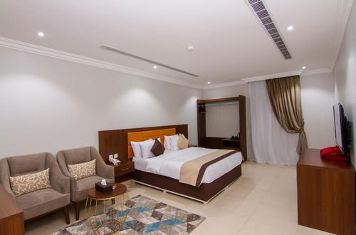 Photo 4 - Al Muteb Suites Al Falah 3