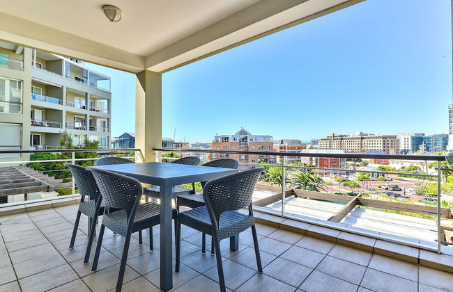 Luxury Three Bedroom Apartment - Fully Furnished and Equipped - Foto 1
