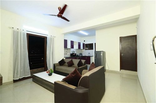 Photo 17 - Tranquil Orchid Serviced Apartment