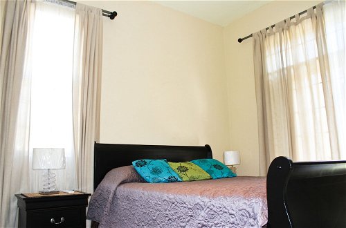 Foto 5 - Eclipse Suite Guest Apartments
