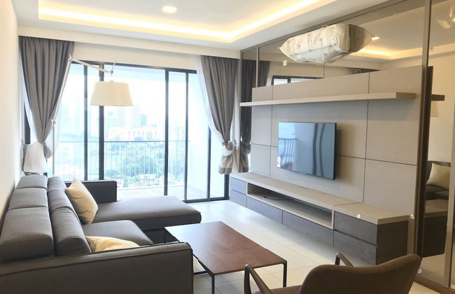The Landmark Penthouse Luxury Condo by Casa Accommodation - Photo 23