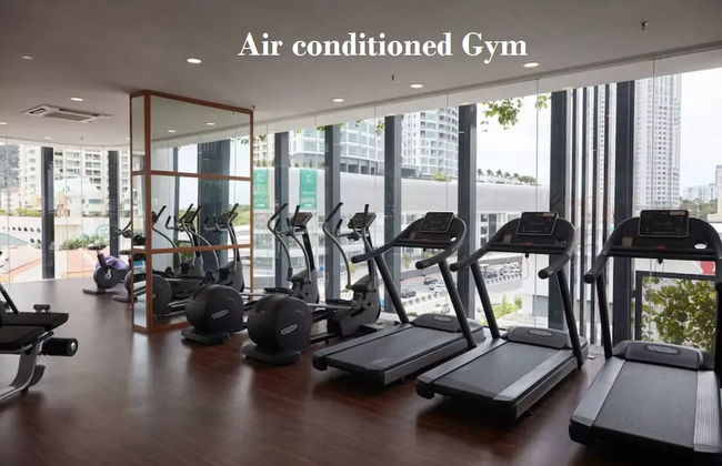 The Landmark Penthouse Luxury Condo by Casa Accommodation - Photo 33
