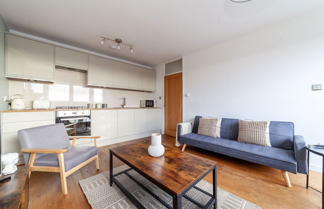 High-End 2 Bed Flat near Westfield London - Foto 17