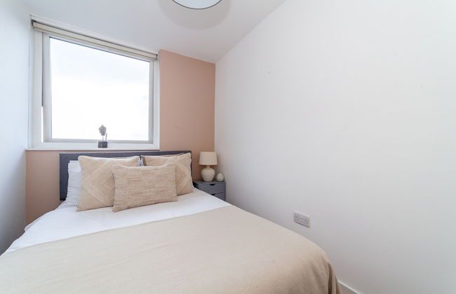 High-End 2 Bed Flat near Westfield London - Foto 13