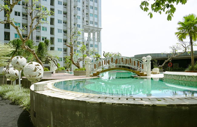 Stunning and Comfy 2BR (No Kitchen) at Sky Terrace Apartment - Foto 15