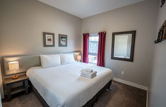 Photo 2 - Pillow Top Condo by Revelstoke Vacations