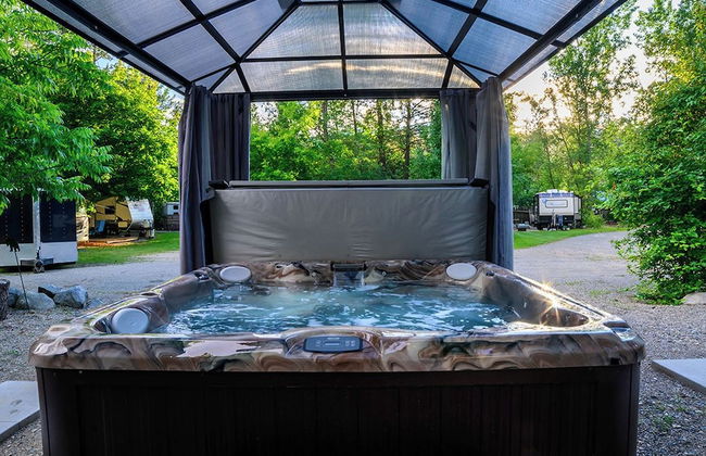 Barefoot Villas Cabin 1 Beaver w/ Hot tub - Foto 45