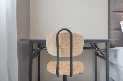 Photo 11 - Tidy Studio With Comfortable Design At Signature Park Grande Apartment