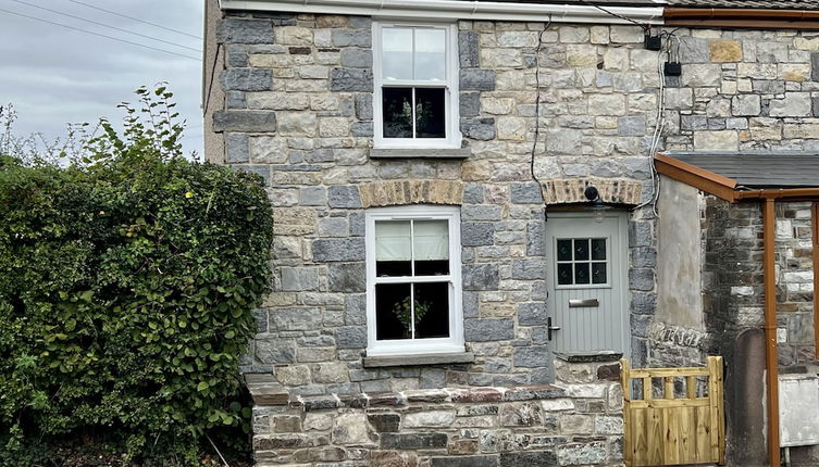 Photo 1 - Gorgeous 2-bed Cottage in Penderyn, Brecon Beacons