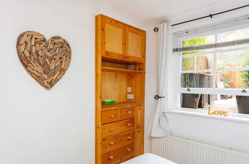 Photo 7 - Quirky 2 Bedroom Apartment in Elephant and Castle