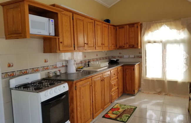 Candy's Palace - Photo 6