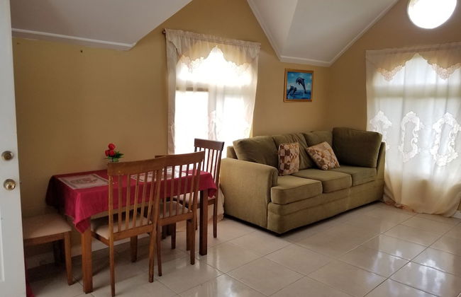 Candy's Palace - Photo 8