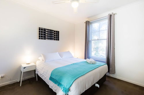 Photo 4 - AMAL, 1BDR North Melbourne Apartment