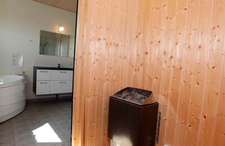 Photo 2 - 6 Person Holiday Home in Vaeggerlose