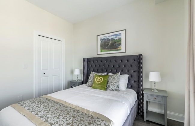 Rideau 2Br Signature Apartment Free Parking - Photo 31